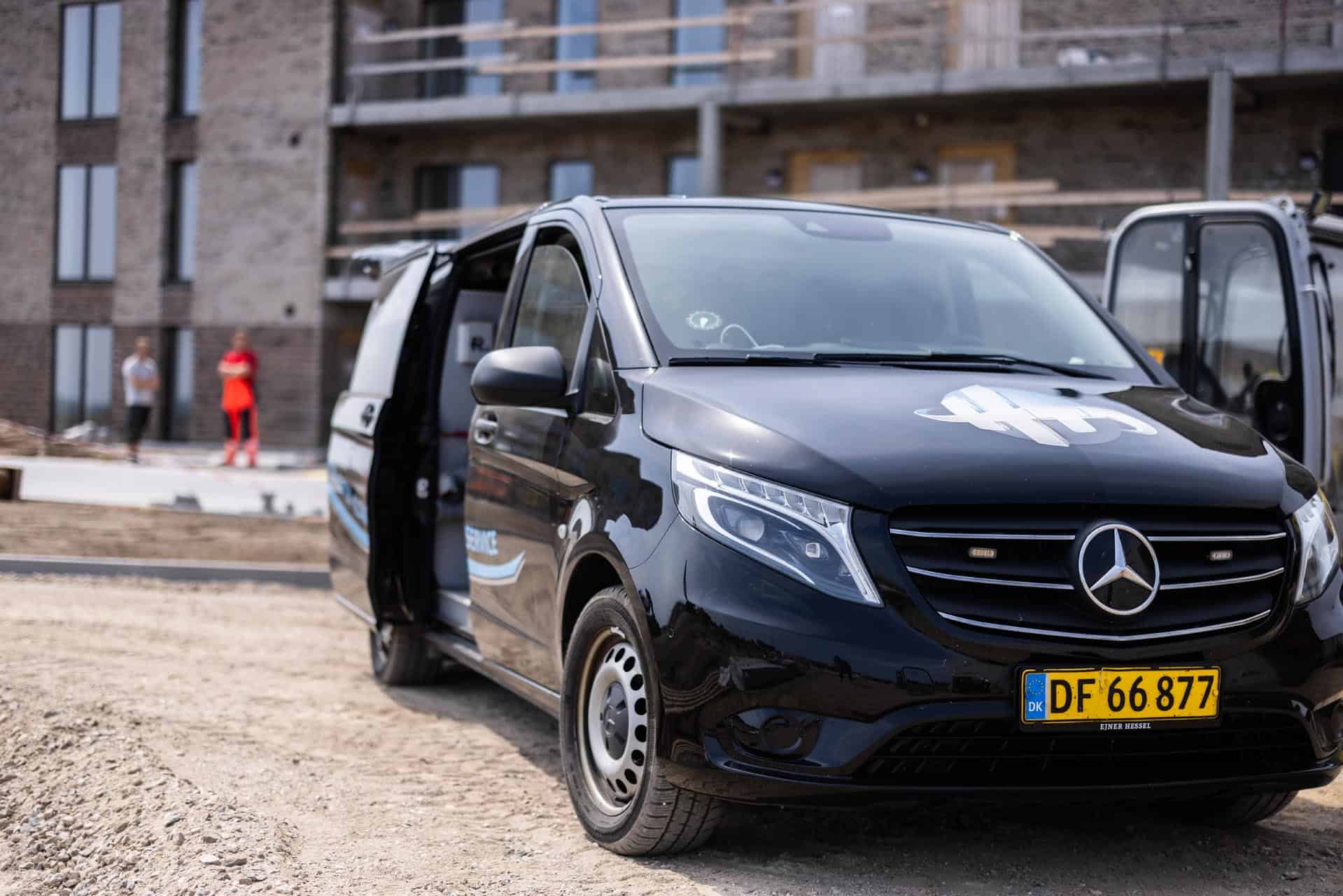 Firmabil tilhørende HTJ Rørteknik